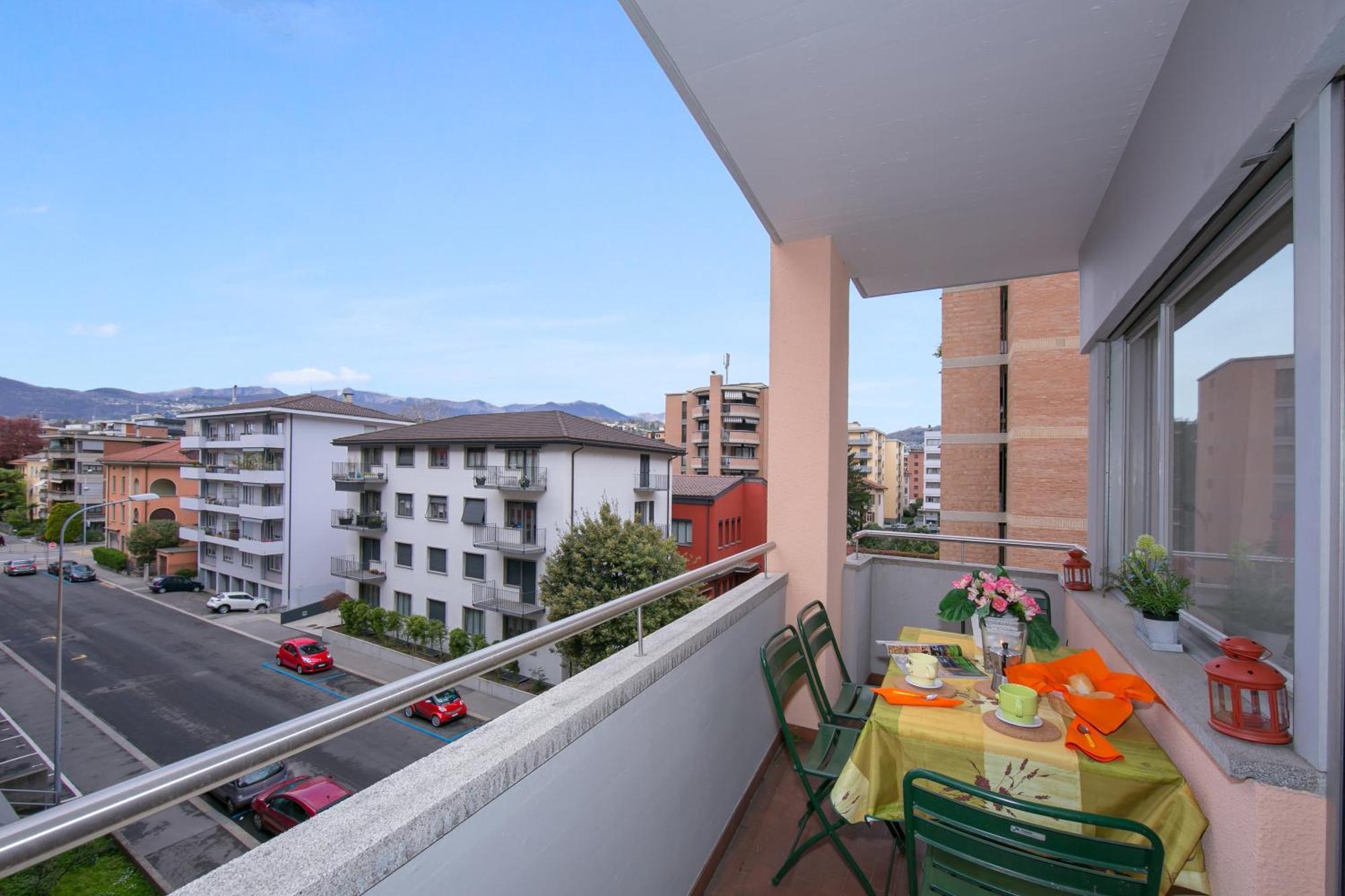 Kiki House - Happy Rentals Lugano Luaran gambar